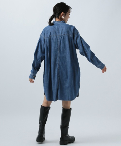Lee（リー）の「【Lee(リー)】別注デニムチュニックワンピース（チュニック・レディース・サックスブルー/ネイビー・FREE）」の6枚目の写真