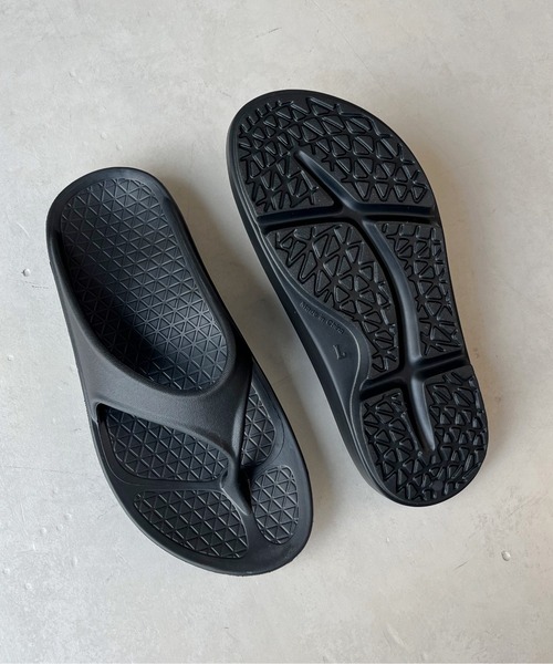 CPCM(シーピーシーエム)の「リカバリートングサンダル(サンダル・レディース・ブラック/ベージュ・MEDIUM/SMALL/X-SMALL/LARGE)」の10枚目の写真