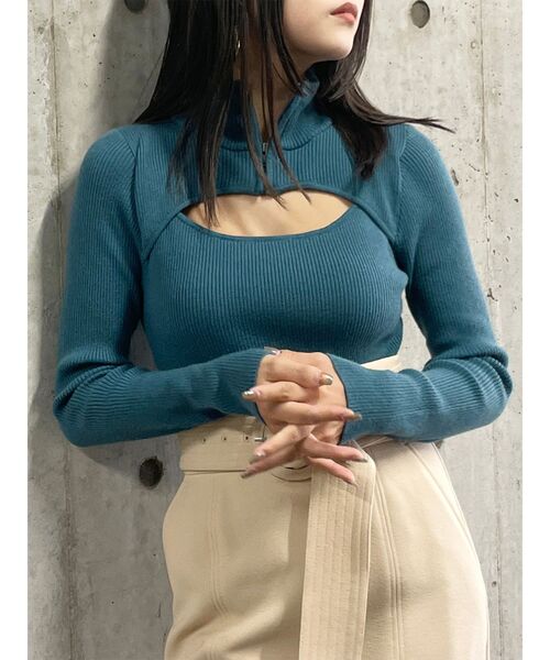 MURUA（ムルーア）の「ハーフジップカットニット（ニット/セーター・レディース・ダークグレー/マスタード/ベージュ/ブルー・FREE）」の4枚目の写真