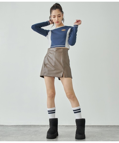 ANAP（アナップ）の「サイド配色ロングスリーブトップス（Tシャツ/カットソー・レディース・オフホワイト/ネイビー・FREE）」の15枚目の写真