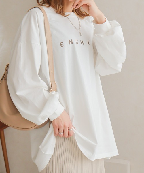 Social GIRL(ソーシャルガール)の「オーバーサイズロゴロングTシャツ(Tシャツ/カットソー・レディース・ブラック/チャコール/モカ/オフホワイト/ホワイト系その他・M)」の3枚目の写真