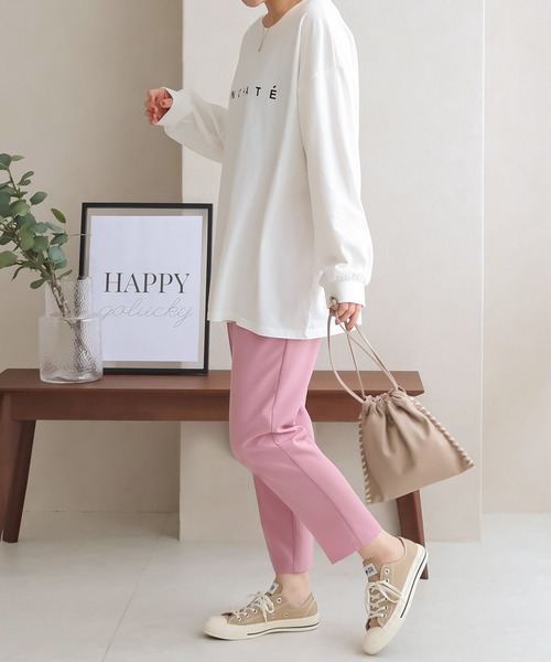 Social GIRL(ソーシャルガール)の「オーバーサイズロゴロングTシャツ(Tシャツ/カットソー・レディース・ブラック/チャコール/モカ/オフホワイト/ホワイト系その他・M)」の7枚目の写真