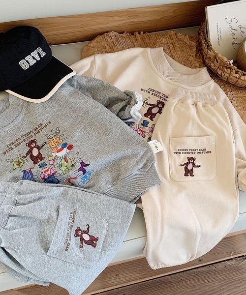 aimoha(アイモハ)の「aimoha-KIDS- 子供服 かわいいレトロ調クマプリントスウェットセットアップ(スウェット・キッズ・ライトベージュ/グレー・100/110/120/140/90/130)」の12枚目の写真