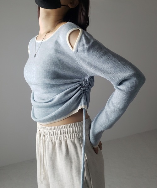me+em select(ミームセレクト)の「【 4color 】パイピングカットアウトサイドリボンニットトップス(ニット/セーター・レディース・ホワイト/グレー/ブラック/ブルー・FREE)」の4枚目の写真
