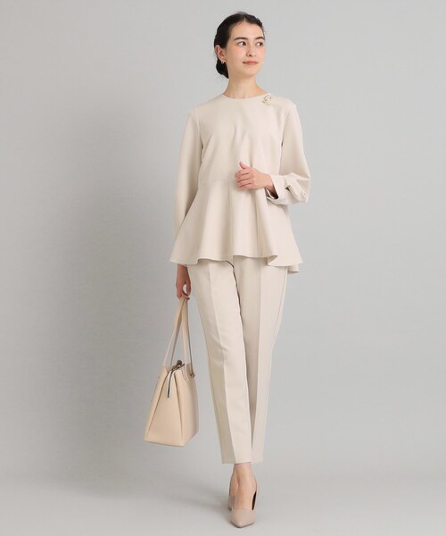 OPAQUE.CLIP（オペークドットクリップ）の「◆≪通勤・セレモニー/セットアップ対応≫ ペプラムブラウス/ダブルクロス【洗濯機洗い可】（シャツ/ブラウス・レディース・ブラック/ライトベージュ/ネイビー・36/34/42/40/38）」の10枚目の写真