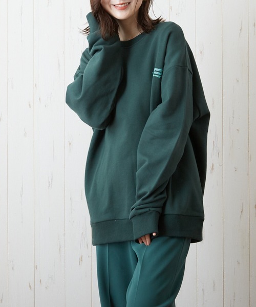 almo(アルモ)の「【CHICHI】Zarograviaty LOGO / パラマス ミネソタ アーチロゴ 配色刺繍 クルーネック スウェット(BEY)(スウェット・レディース・オートミール/グリーン・FREE)」の5枚目の写真