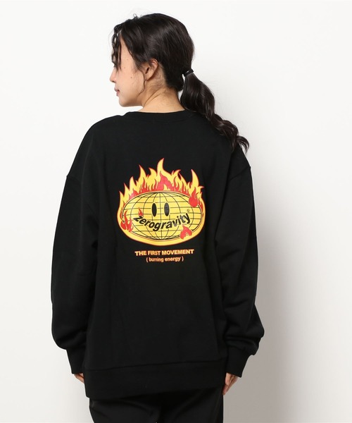 almo(アルモ)の「【CHICHI】Zarograviaty LOGO / パラマス ミネソタ アーチロゴ 配色刺繍 クルーネック スウェット(BEY)(スウェット・レディース・オートミール/グリーン・FREE)」の17枚目の写真