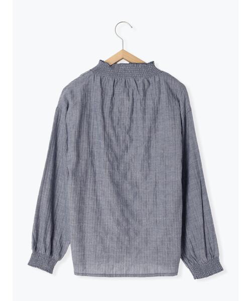 Samansa Mos2（サマンサ モスモス）の「柄アソート襟シャーリングブラウス（シャツ/ブラウス・レディース・チャコールグレー/オフホワイト/ネイビー/キナリ・F）」の5枚目の写真