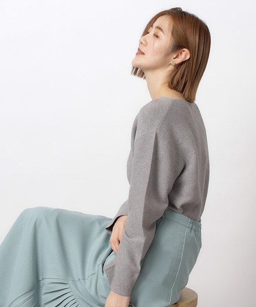 OPAQUE.CLIP（オペークドットクリップ）の「◆≪6color≫ ラメガーターボートネックニット【洗濯機洗い可】（ニット/セーター・レディース・グレー系その他/ベージュ系その他7/イエロー系その他7/ホワイト系8/グレー系4/サックスブルー系5・34/36/38/40/42）」の15枚目の写真