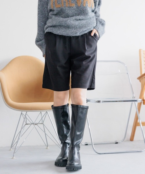 LEPSIM(レプシィム)の「センタープレスショートパンツ 989676(その他パンツ・レディース・ブラック/グレー・FREE)」の7枚目の写真