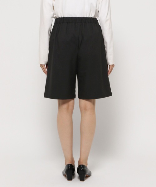 LEPSIM(レプシィム)の「センタープレスショートパンツ 989676(その他パンツ・レディース・ブラック/グレー・FREE)」の17枚目の写真