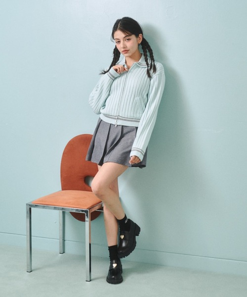 JUST A NOON（ジャストアヌーン）の「ダブルジップアップニット