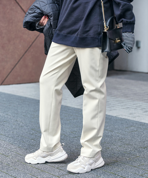 Spick & Span（スピックアンドスパン）の「裏起毛スリムストレートパンツ（スラックス・レディース・ブラック/ベージュ/ホワイト系その他/ブルー系その他・40/38/36/34）」の9枚目の写真