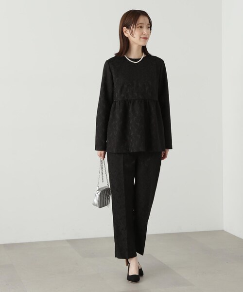 N.(N. Natural Beauty Basic)(エヌエヌナチュラルビューティーベーシック)の「◆ジャガードペプラムトップス(シャツ/ブラウス・レディース・オフホワイト/ブラック・MEDIUM)」の6枚目の写真