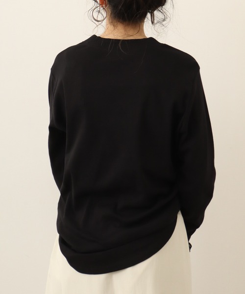 atONE(アットワン)の「atONE つまり過ぎない絶妙ネック!プチハイネックカットソー(Tシャツ/カットソー・レディース・ホワイト/チャコールグレー/ブラック/杢グレー・LL/L/M/3L/4L)」の14枚目の写真