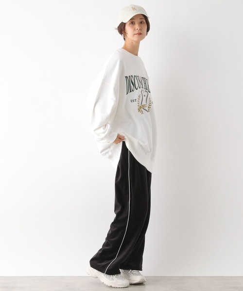 LEPSIM(レプシィム)の「ベロアラインイージーパンツ 991978(その他パンツ・レディース・チャコールグレー/グレイッシュベージュ/ブラック・FREE)」の4枚目の写真