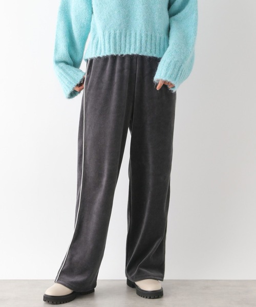 LEPSIM(レプシィム)の「ベロアラインイージーパンツ 991978(その他パンツ・レディース・チャコールグレー/グレイッシュベージュ/ブラック・FREE)」の18枚目の写真