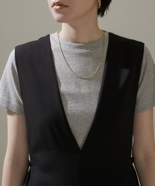 SALON adam et rope'（サロン アダム エ ロペ）の「[24SS]Vネックジャンパースカート【洗える・UVケア・防シワ】（ジャンパースカート・レディース・ベージュ系その他/ブラック・FREE）」の15枚目の写真