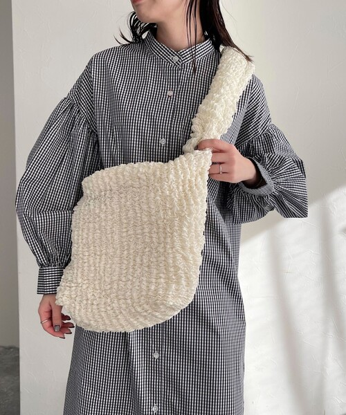 CONTROL FREAK / CTFK（コントロールフリーク）の「【CONTROL FREAK/コントロールフリーク】クランプルショルダーバッグ（ショルダーバッグ・レディース・ホワイト/グリーン/ブラック・FREE）」の12枚目の写真