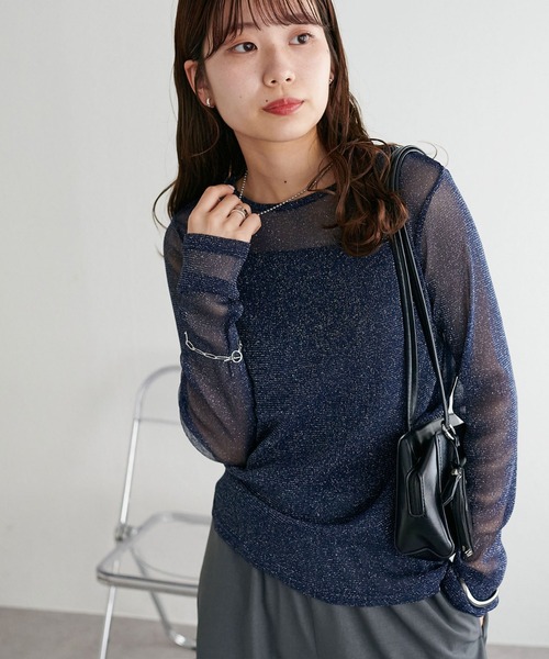 DISCOAT（ディスコート）の「【WEB限定】《新色追加！》ラメシアーT（Tシャツ/カットソー・レディース・ブラック/グレー/アイボリー/ブラウン/ピンク/チャコールグレー/ライトグレー/グレイッシュベージュ/ネイビー系・MEDIUM）」の8枚目の写真