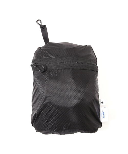 and wander（アンドワンダー）の「and wander/アンドワンダー　ECOPAK 20L daypack（バックパック/リュック・メンズ・ブラック/ホワイト系2/ベージュ・F）」の11枚目の写真