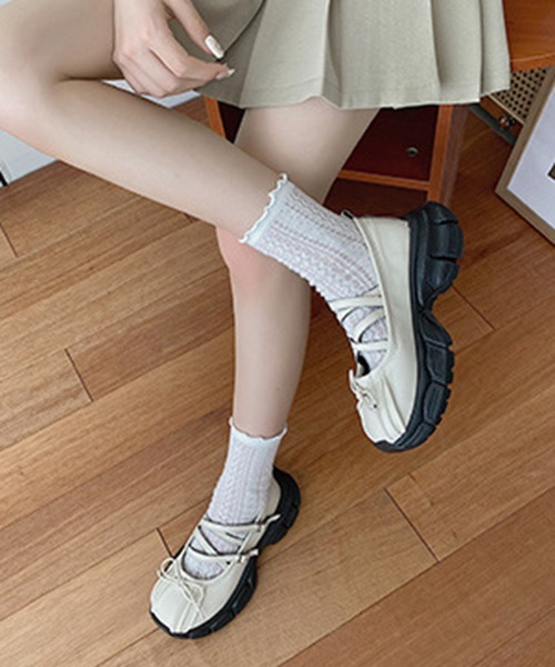 SHEPP(シープ)の「厚底 リボンストラップ付き スニーカー/レディース(スニーカー・レディース・ブラック/アイボリー・35/37/39)」の9枚目の写真