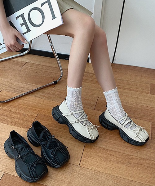 SHEPP(シープ)の「厚底 リボンストラップ付き スニーカー/レディース(スニーカー・レディース・ブラック/アイボリー・35/37/39)」の11枚目の写真