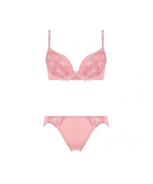 新品即決 デイリーAMOSTYLE 寄せブラ クラシックフラワー【B,C,Dカップ アロマグッズ