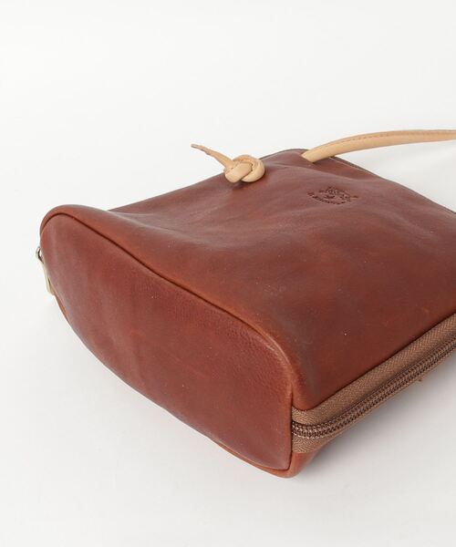 IL BISONTE（イルビゾンテ）の「IL BISONTE / ショルダーバッグ / 2024 SPRING SUMMER（ショルダーバッグ・レディース・ブラック/ダークブラウン/ブラウン・FREE）」の5枚目の写真