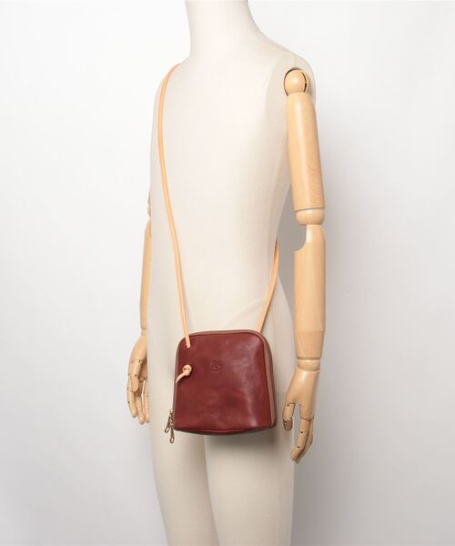 IL BISONTE（イルビゾンテ）の「IL BISONTE / ショルダーバッグ / 2024 SPRING SUMMER（ショルダーバッグ・レディース・ブラック/ダークブラウン/ブラウン・FREE）」の9枚目の写真