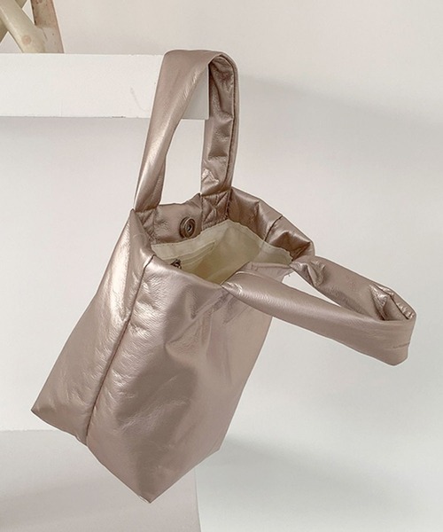florist（フローリスト）の「メタリックパフィレザーハンドバッグ/トートバッグ（ハンドバッグ・レディース・ホワイト/ピンクゴールド/ブラック/シルバー・FREE）」の19枚目の写真