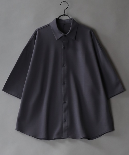 SITRY(シトリー)の「Amunzen Big Silhouette Shirt/UVカット 梨地 ビッグシルエット 半袖シャツ(シャツ/ブラウス・メンズ・ターコイズブルー/グレイッシュブルー/アイボリー/チャコール/グレイッシュベージュ/ブラック/オフホワイト/ダークグリーン・M/LL/L)」の5枚目の写真