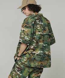 WILD THINGS/ワイルドシングス PRINT SLANT S/S SHIRT シャツ