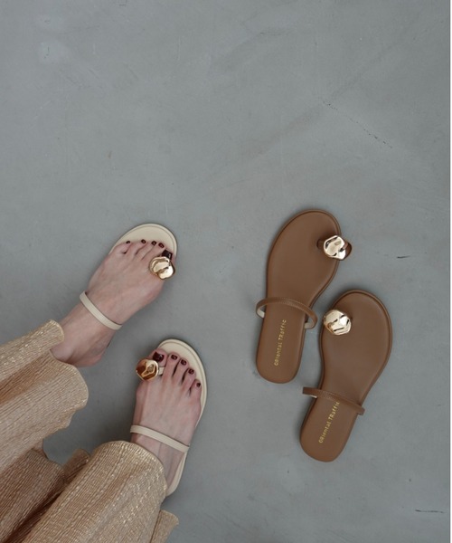 ORiental TRaffic by yuri（オリエンタルトラフィックバイユリ）の「ZOZOTOWN限定 メタルモチーフフラットサンダル 41290（サンダル・レディース・ベージュ/ブラック/ブラウン・M/S/LL/L）」の22枚目の写真