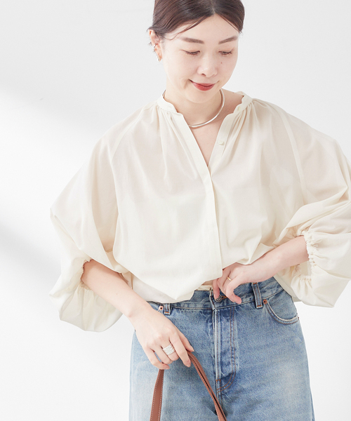 journal standard L'essage(ジャーナルスタンダードレサージュ)の「ウォッシャブルローンバルーンブラウス(シャツ/ブラウス・レディース・ブラック/ホワイト/グリーン・FREE)」の2枚目の写真