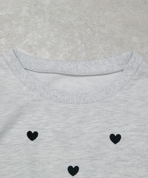 Rejoule(リジュール)の「ハート刺繍パフ袖トップス(Tシャツ/カットソー・レディース・オフホワイト/ネイビー/オートミール・FREE)」の8枚目の写真