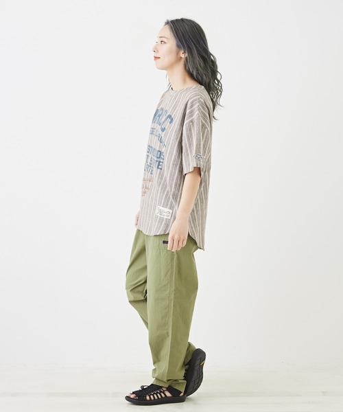 CUBE SUGAR(キューブシュガー)の「ストライプ半袖ロゴプリントプルオーバーシャツ(シャツ/ブラウス・レディース・ブラウン/マルチ/ブルー/ネイビー・M)」の6枚目の写真