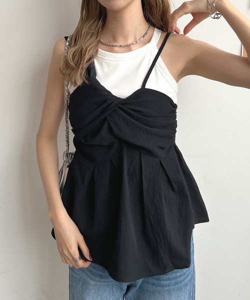 Futier land(フューティアランド)の「アシンメトリークロスビスチェ/キャミソール(キャミソール・レディース・アイボリー/グリーン系その他/ライトブルー/ブラック・FREE)」の5枚目の写真