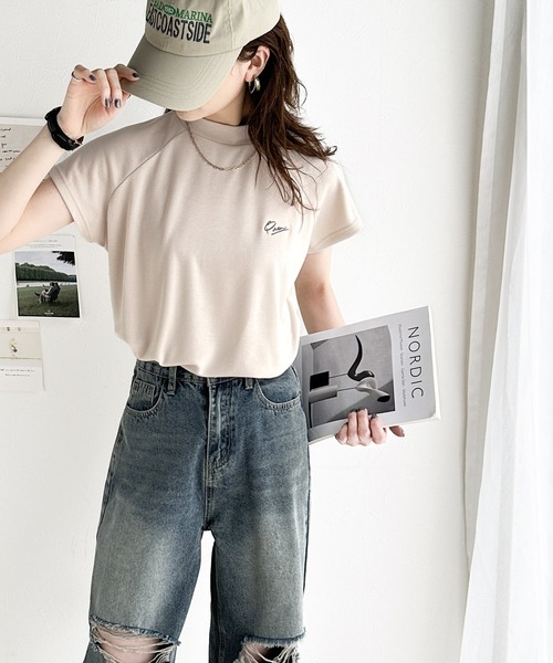 classicalelf(クラシカルエルフ)の「キレイめ大人のフレンチ袖。胸刺繍ラグランモックネックフレンチTシャツ(Tシャツ/カットソー・レディース・グリーン/ブラック/アイボリー/杢グレー・LARGE/MEDIUM/SMALL/X-LARGE)」の7枚目の写真