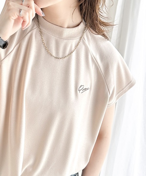 classicalelf(クラシカルエルフ)の「キレイめ大人のフレンチ袖。胸刺繍ラグランモックネックフレンチTシャツ(Tシャツ/カットソー・レディース・グリーン/ブラック/アイボリー/杢グレー・LARGE/MEDIUM/SMALL/X-LARGE)」の16枚目の写真