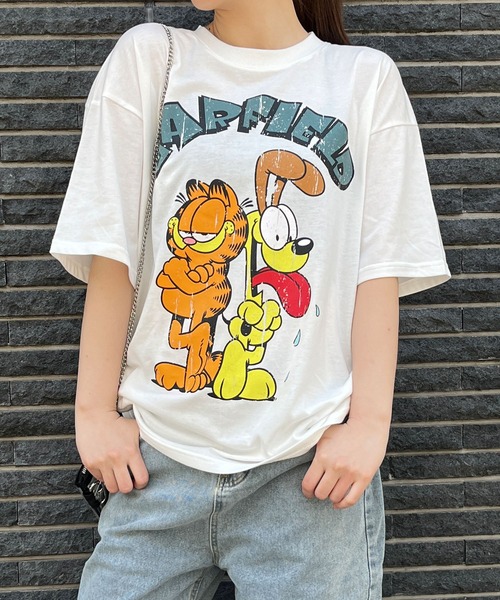 GLAMOROUS JANE(グラマラスジェーン)の「GARFIELDフロントプリントビッグTシャツ(Tシャツ/カットソー・レディース・オフホワイト/モスグリーン/ブラック・FREE)」の5枚目の写真