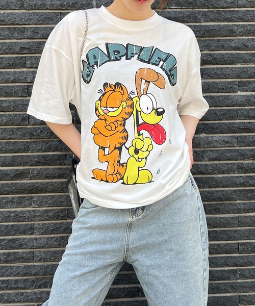 GLAMOROUS JANE(グラマラスジェーン)の「GARFIELDフロントプリントビッグTシャツ(Tシャツ/カットソー・レディース・オフホワイト/モスグリーン/ブラック・FREE)」の7枚目の写真