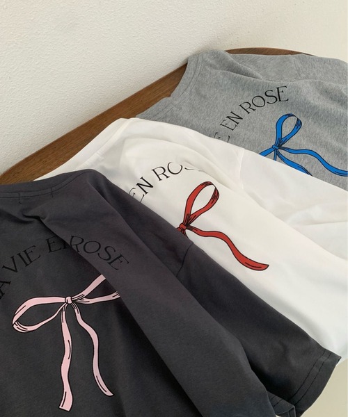 LAC-VERT（ラック・ヴェール）の「LA VEI EN ROSEリボンTシャツ（Tシャツ/カットソー・レディース・ホワイト/グレー/ブラック・FREE）」の4枚目の写真