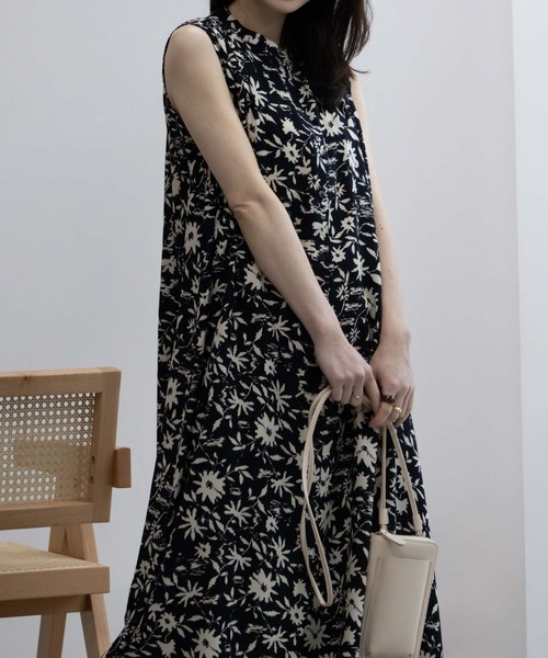 Howdy Marie(ハウディ―マリー)の「【 接触冷感 UVカット 】Howdy Marie インドレーヨン 肩シャーリングワンピース ジレ(ワンピース・レディース・グリーン系/パープル/ブラック・フリー)」の16枚目の写真