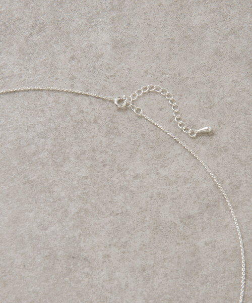 BEARDSLEY（ビアズリー）の「花ネックレス(スイレン)（ネックレス・レディース・シルバー・FREE）」の4枚目の写真