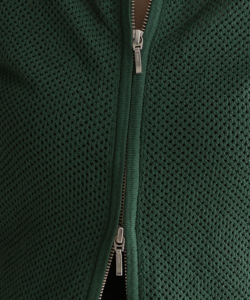 Andemiu(アンデミュウ)の「メッシュジップカーディガン123560(カーディガン/ボレロ・レディース・グリーン/ブラック/オフホワイト/グレー・FREE)」の17枚目の写真