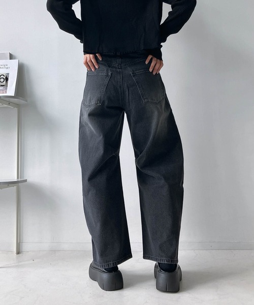 AS KNOW AS plus（アズノゥアズプラス）の「◎バレルシルエット デザインカーブデニムパンツ（デニムパンツ・レディース・ブラック/サックスブルー/ケミカルウォッシュ・FREE）」の6枚目の写真