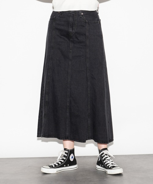 Levi's(リーバイス)の「Levi's/リーバイス FIT AND FLARE スカート ブラック CHERISH THE DAY(デニムスカート・レディース・ブラック・28inch/24inch/25inch/26inch/27inch/23inch)」の13枚目の写真