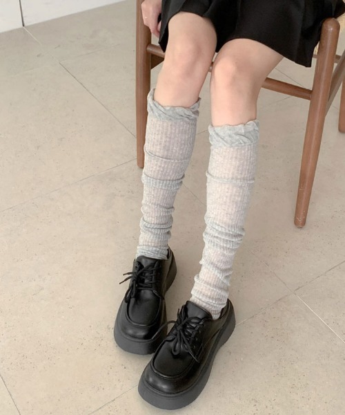 VIVID LADY（ビビッドレディー）の「シアーレグウォーマー ソックス バレエコア 全4色（ソックス/靴下・レディース・ホワイト/ピンク/ブラック/グレー・FREE）」の3枚目の写真