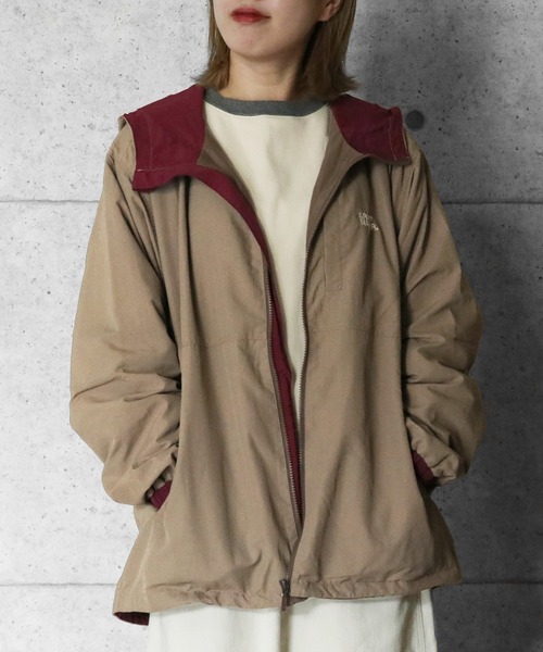 KRIFF MAYER Lady's Collection(クリフメイヤーレディースコレクション)の「アクティブフードJK(マウンテンパーカー・レディース・カラフル/ベージュ/ネイビー/その他5/その他6/ブルーグリーン・MEDIUM/LARGE)」の2枚目の写真